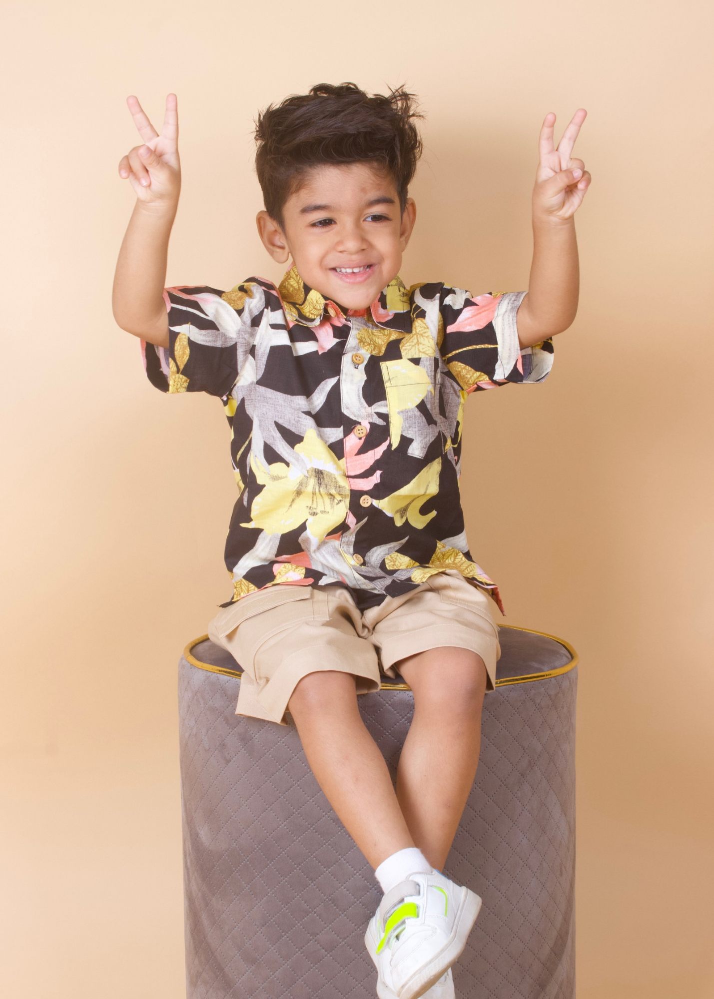 Kakhi Shorts boys